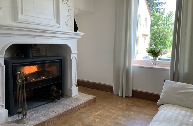 A charming Domaine de La Béchetière, located 2h15 from Paris!