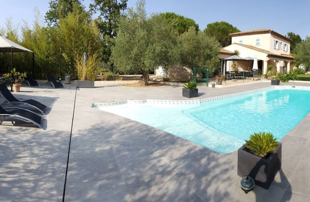 A comfortable villa in a quiet place in the French Riviera. Ideal for children and their parents