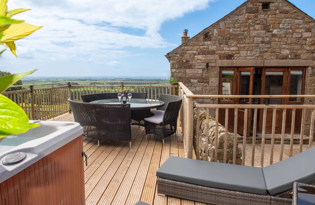 A cottage that sleeps 8 guests in 4 bedrooms