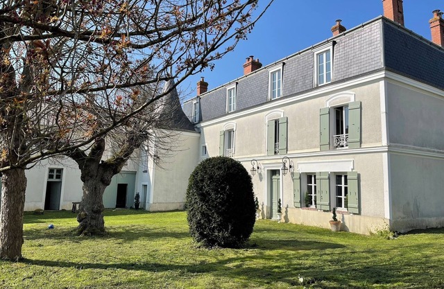 A delightful country house for children, parents and grandparents!