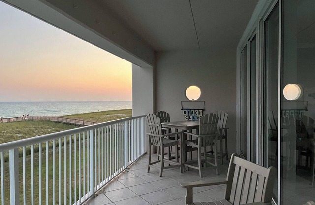 A few discounted Sep dates left! Beach service included until the end of October