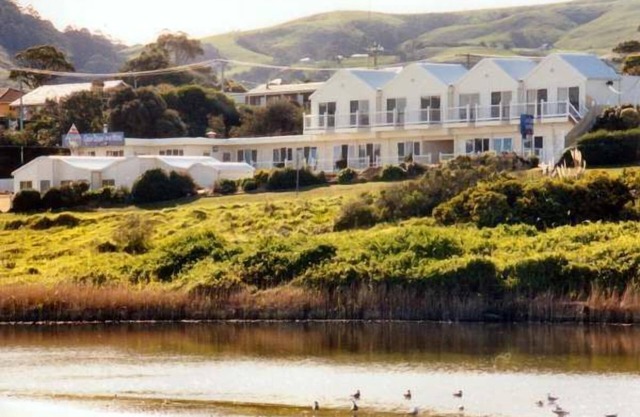 A Great Ocean View Motel