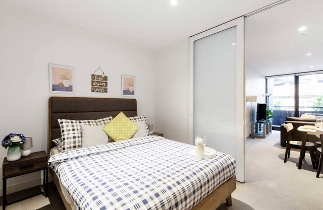 A Homely Apt Next to The Grand Prix, FREE Parking