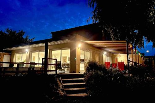 A l'ombre du Saule. Villa 10 personnes + piscine