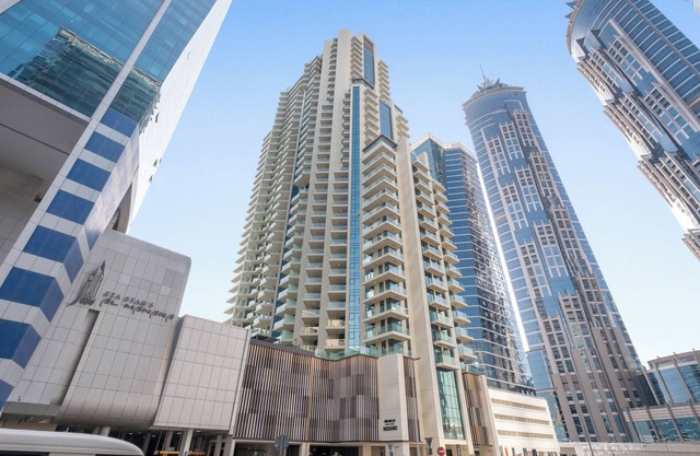 A-Living Elegant 1BR Apartment Near Dubai Mall & Burj Khalifa in Missoni Tower