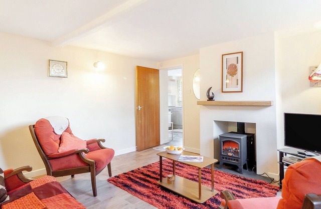 A lovely, cosy property that is in a great place for exploring North Norfolk.