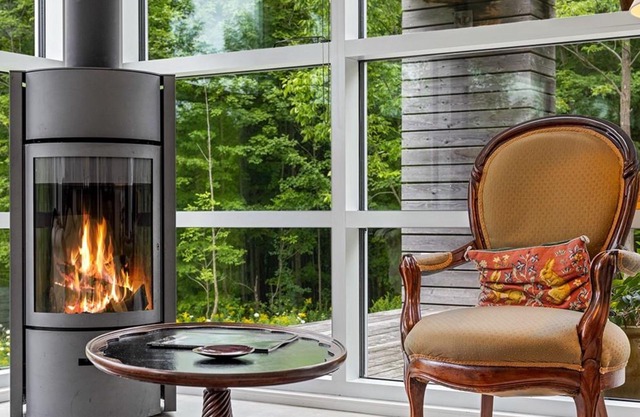 A Modern Home on Top of the Beaver Valley with Direct Access to the Bruce Trail.