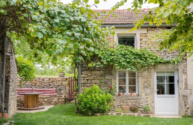 A PAS DE LOUP, Maison de charme sur domaine viticole