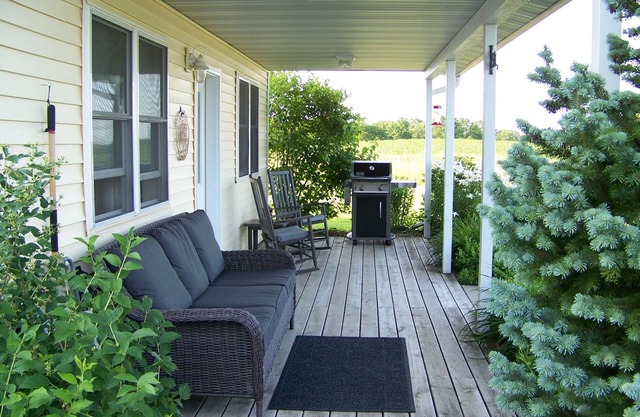 A Peaceful Cottage Near Viroqua; Nearby Fly Fishing and Beautiful Views