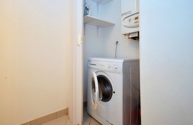 A peaceful villa hideaway with a beautiful green garden and jacuzzi