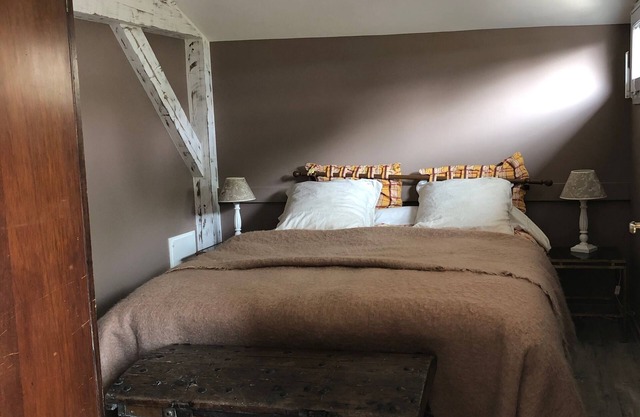 A Private detached house for 2 people, in Hautvillers cradle of champagne