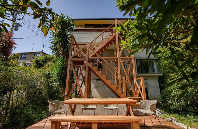 A private inn surrounded by orange trees/Atami Shizuoka