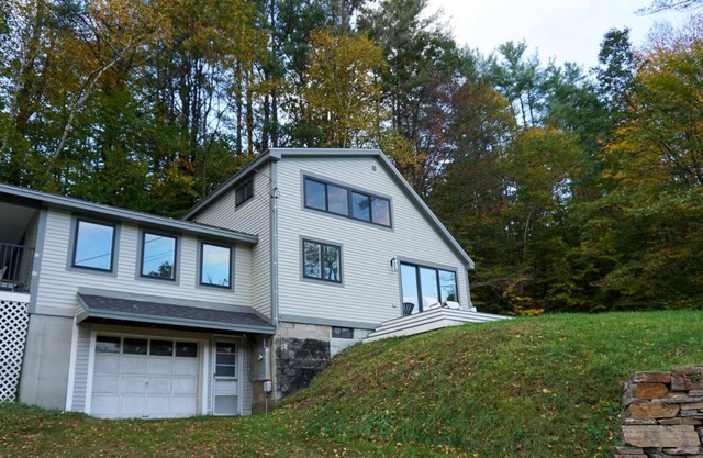 A Quiet Retreat in Rural New Hampshire