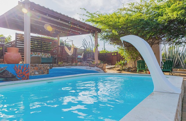 A real gem close to the rough coast!