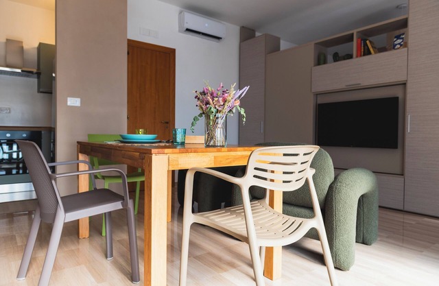 "A Soqquadro" is a delightful holiday home located in the heart of Puglia!