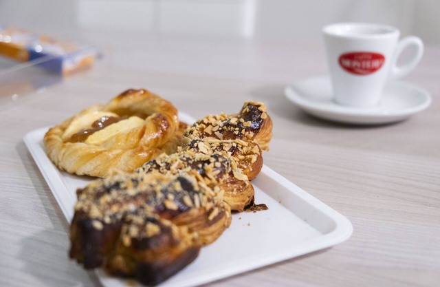 A stone's throw from downtown and the sea is strategically located in Marsala