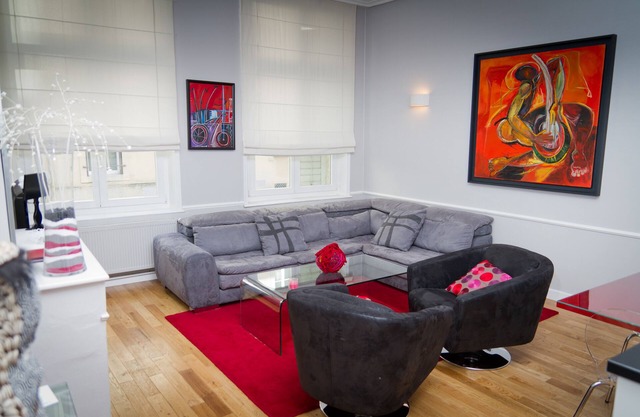 A stone's throw from Place Stanislas, in the city center: the Rennel apartment