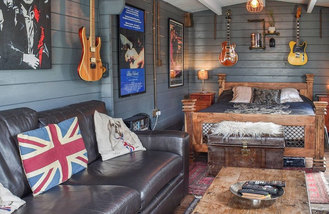 A very unique and quirky cottage with a massive split-level garden with mixed seating areas and shad