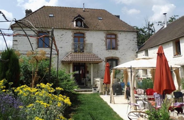 A warm, 100% eco-responsible hotel to recharge your batteries