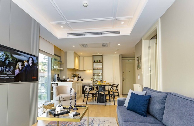A Wonderful Flat near Kosuyolu Street in Kadikoy