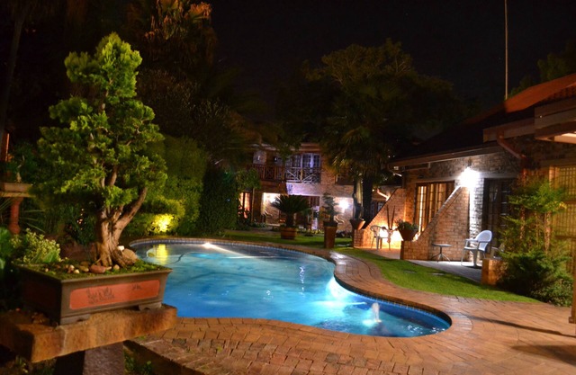 Aark Guest Lodge