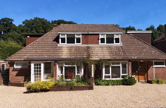 Abacus Bed and Breakfast, Blackwater, Hampshire
