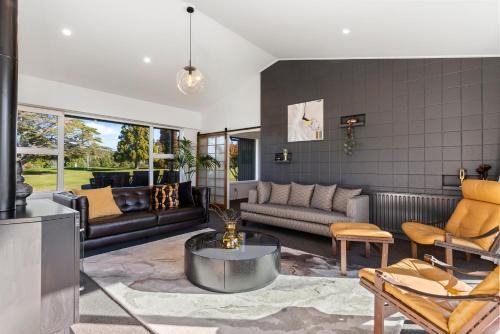 Above Par Golf Course Villa with Hot Tub 4bd3bth