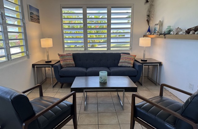 Abreeze 2BR: Stunning Hilltop Villa in Destino