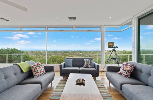 Absolute Luxury Beachfront Middleton