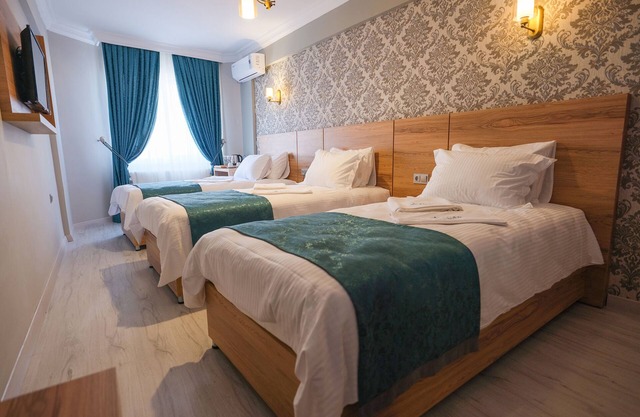 Acar Hotel