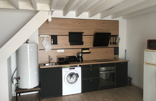 Accommodation with absolute peace and quiet