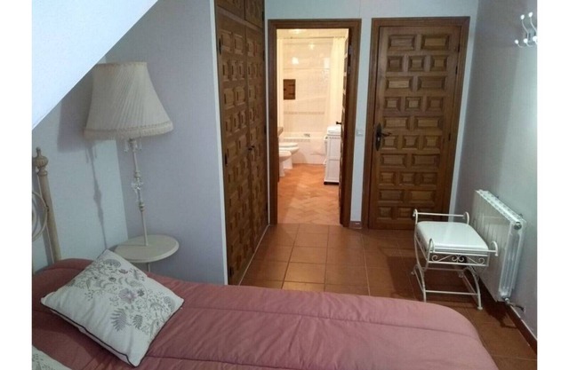 ACCOMMODATION IN PEDRAZA - MERCHE 1