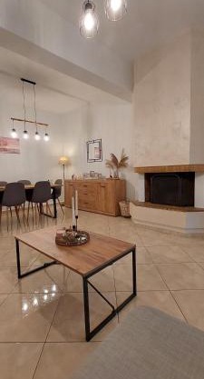 Achilleas Apartment