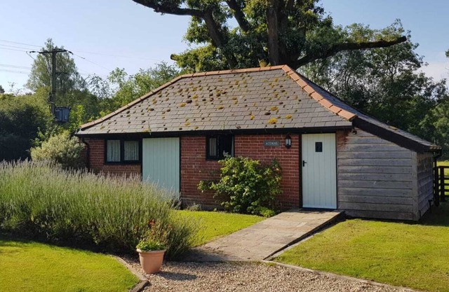 Acorns - Converted Barn In An Attractive Courtyard On Our Family Stockfarm