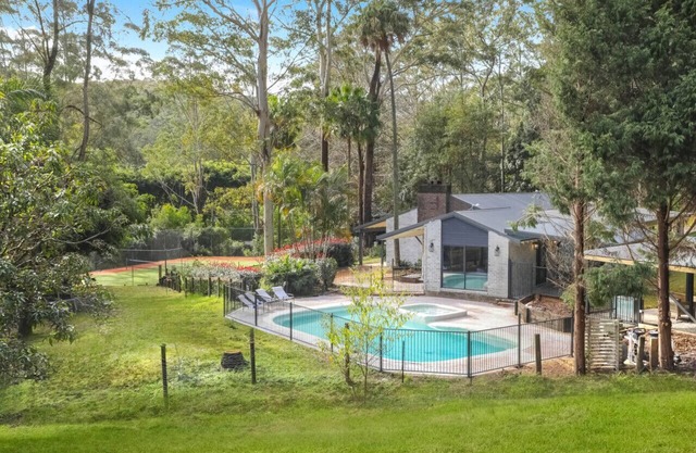 Acreage Estate | Mini Horses| Tennis Court | Outdoor Spa