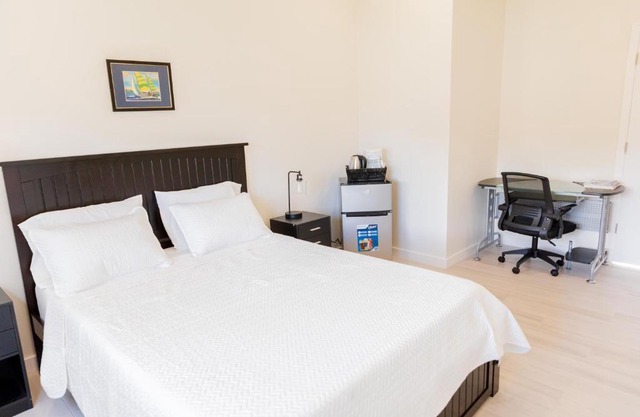 Addison Lee Cayman Villa