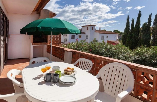 Adelfa apt 6 by Interhome