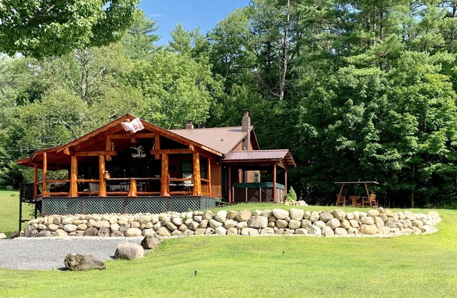Adirondack Mts. Lakefront Cabin with Hot Tub on Lake Algonquin, Wells , NY.