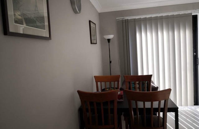 Adorable 1bedroom guesthouse in Narwee with deck