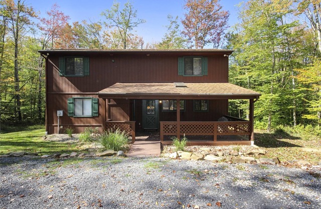 Adorable and Affordable Mountain Cabin Has It All and Then Some!
