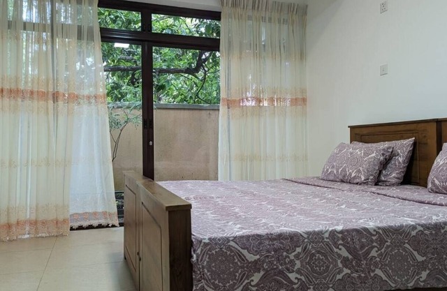 Adorable hideout in a peaceful Colombo Suburb within proximity to shopping