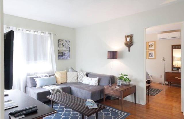 Adorable San Diego Guesthouse