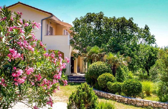 Adria Arba Apartments