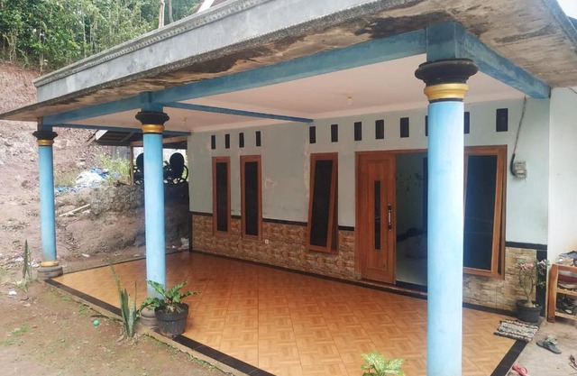 ADZRIEL HOMESTAY SYARIAH