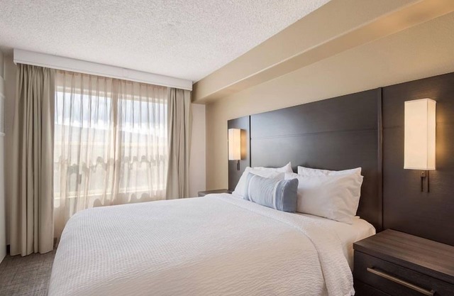 Aesthetically Pleasing! 2 Beautiful Units, Close to the Truckee River Walk!
