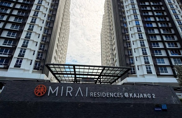 Affordable Japanese Inspired Apartment/Jacuzzi/Sauna/Gym/Netflix+Wifi/UKM, GMI