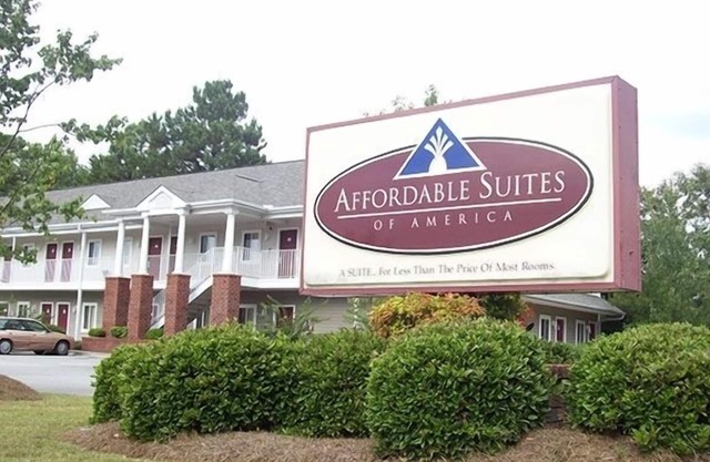 Affordable Suites Fredericksburg