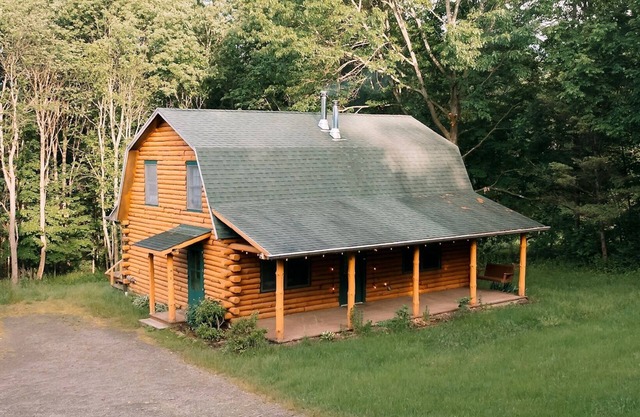 Afton Cabin