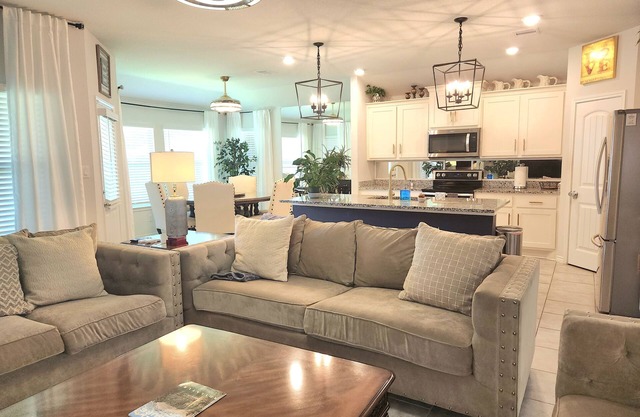 Aggie Getaway - 4 bedroom, 2.5 bath Home!