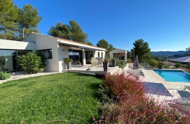 Air-conditioned villa, extra sea view, 7kms from beaches, vineyards, infinity pool